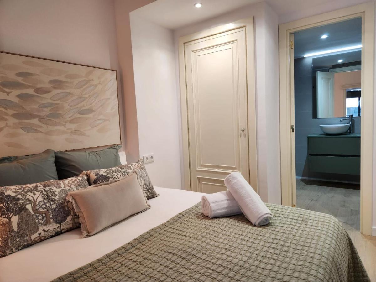 Florit Flats - The Apolo Appartement *